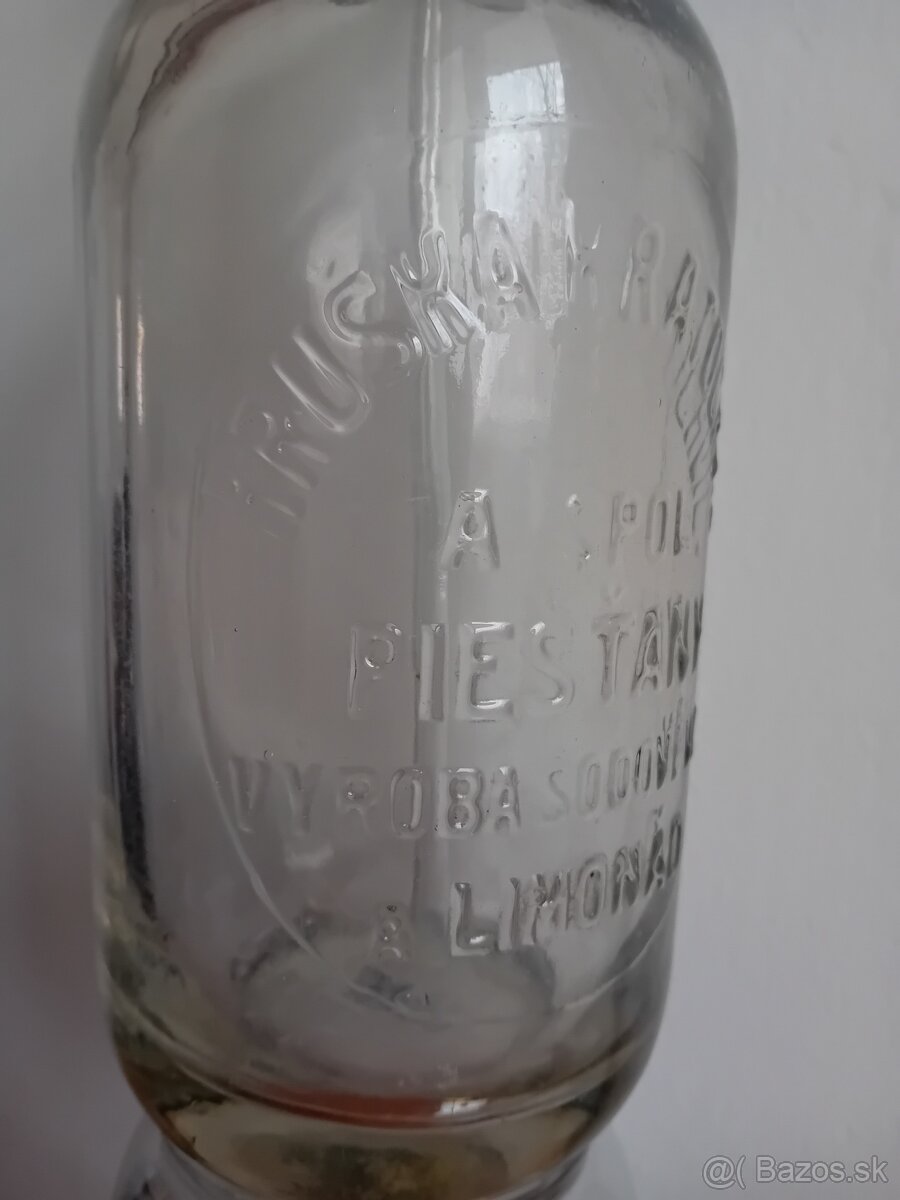 Fľaša Pepsi- Pakistan + sifonka + pohár Coca Cola + kyselka - 7