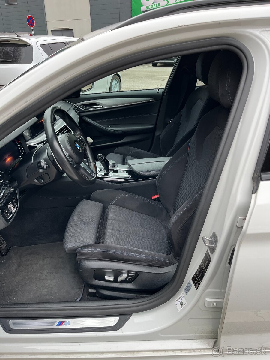 BMW 530 xDrive - 7