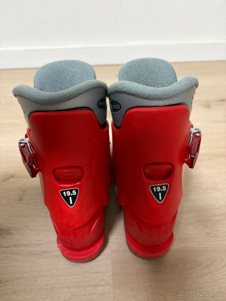 Detske lyze, lyziarky a prilba - 7