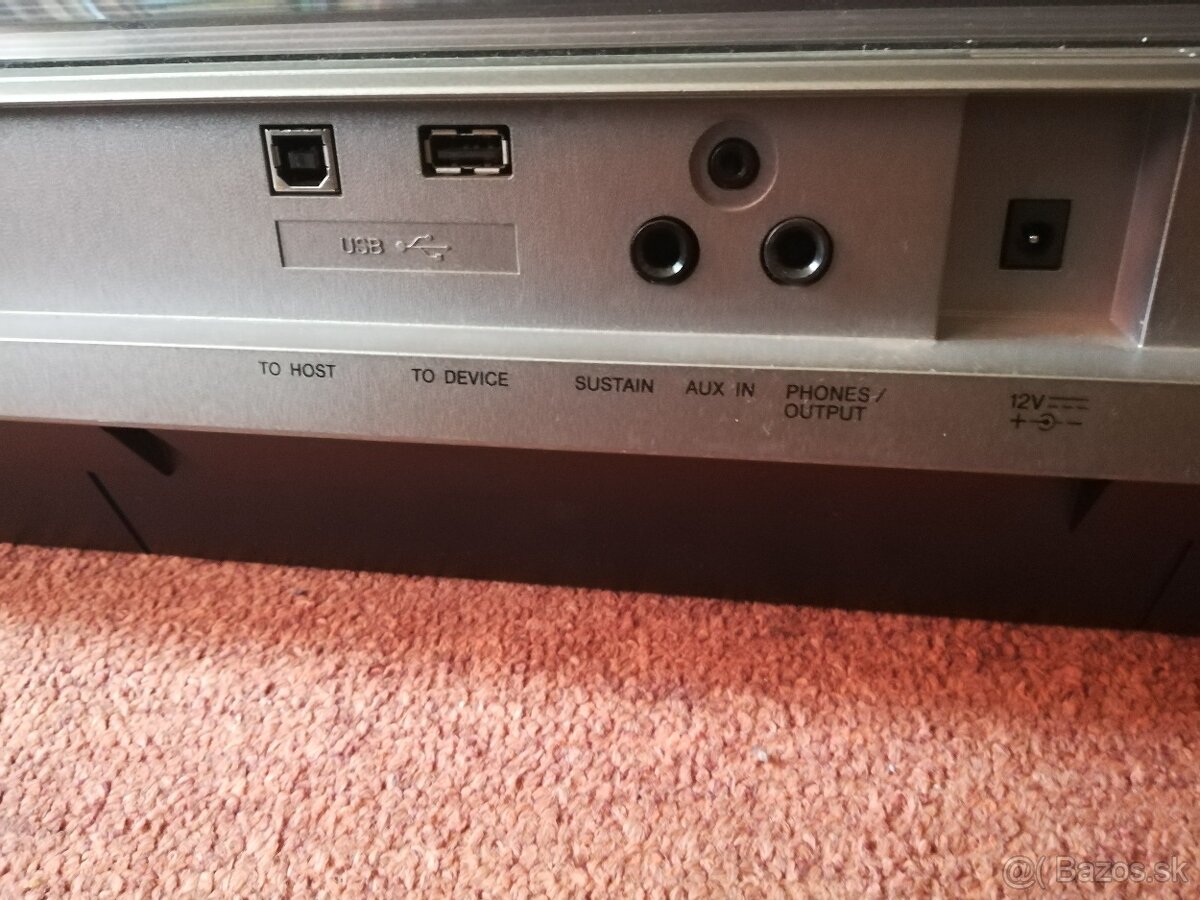 Elektrické klávesy Yamaha PSR E443 - 7