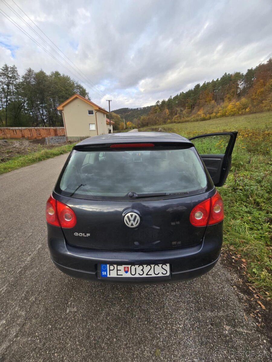 Wolkswagen golf5 - 7