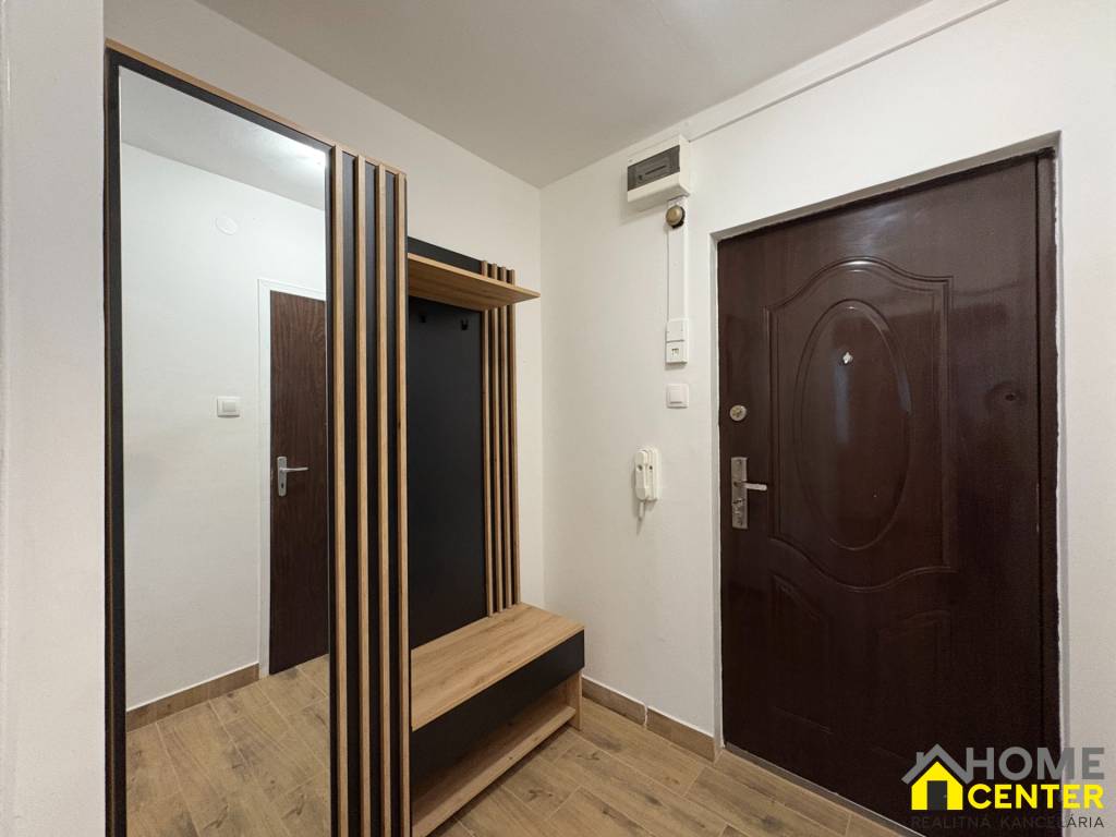 NA PRENÁJOM 1 izbový zrekonštruovaný byt v Komárne - 7