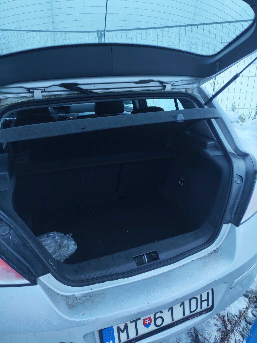 Opel Astra H 2006- nepojazdna, TP + ŠPZ - 7