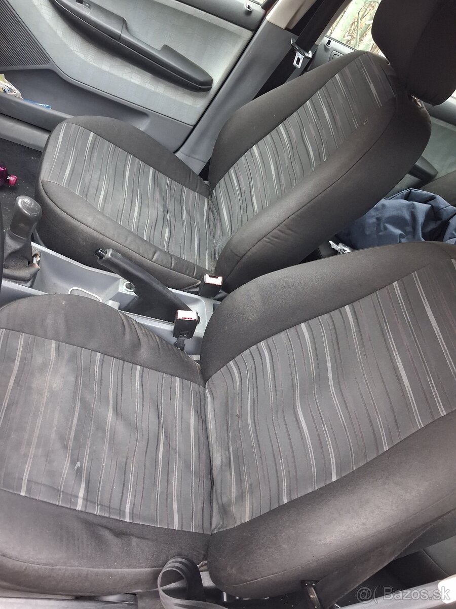 Škoda Fabia 1.4 mpi - 7