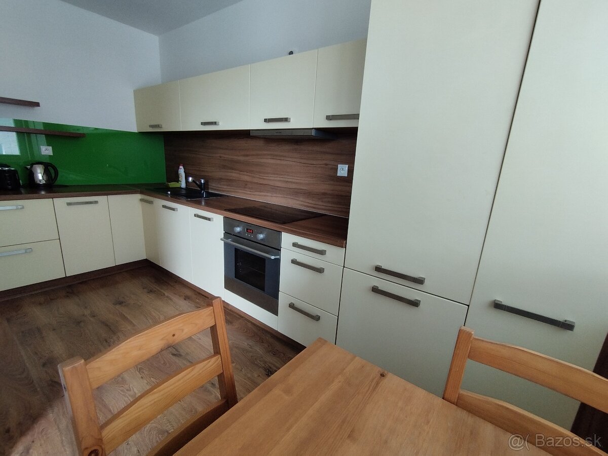 Prenajmem 1i byt v Trenčíne. - 7