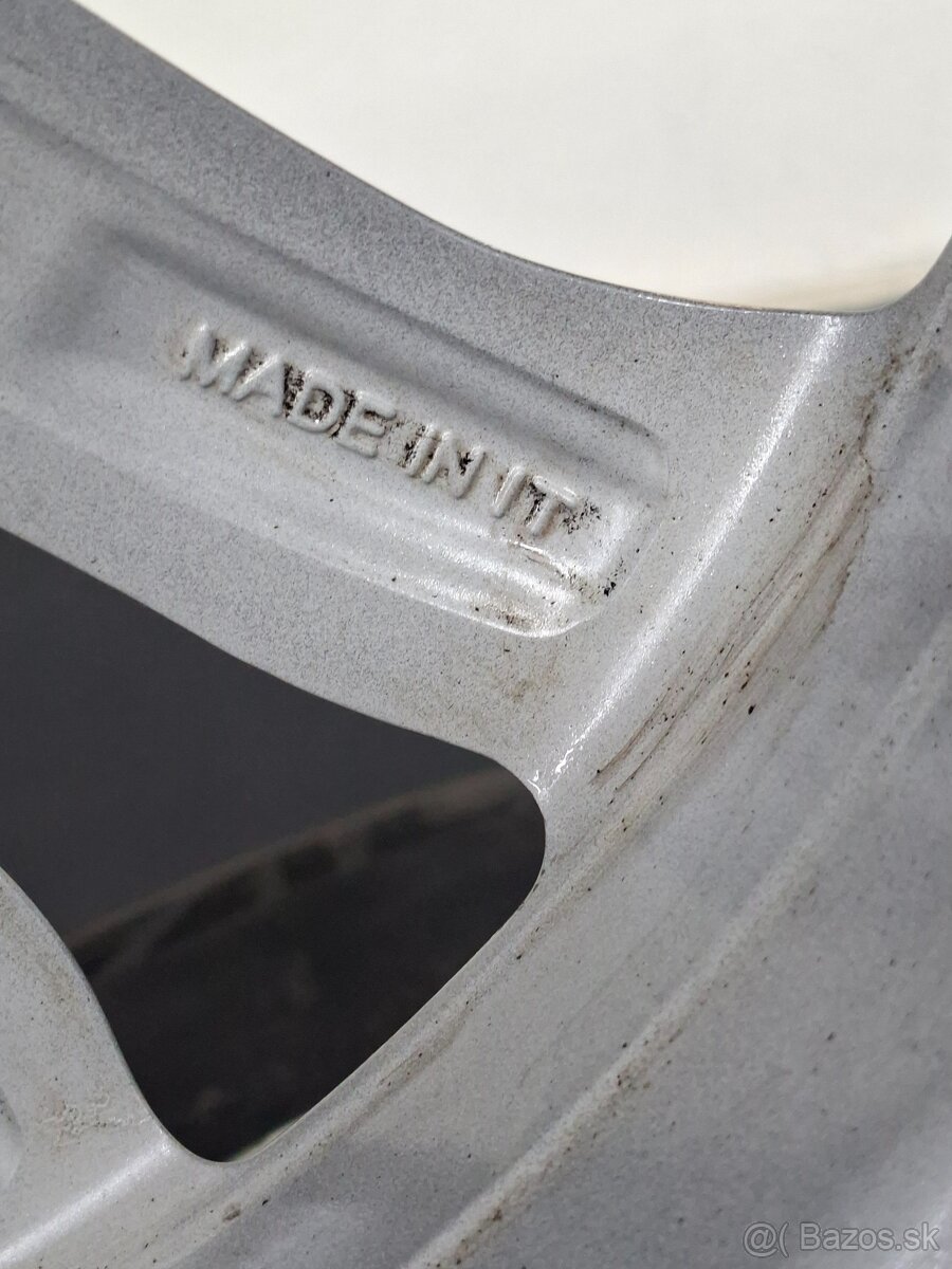 Mercedes R17 Original - 7