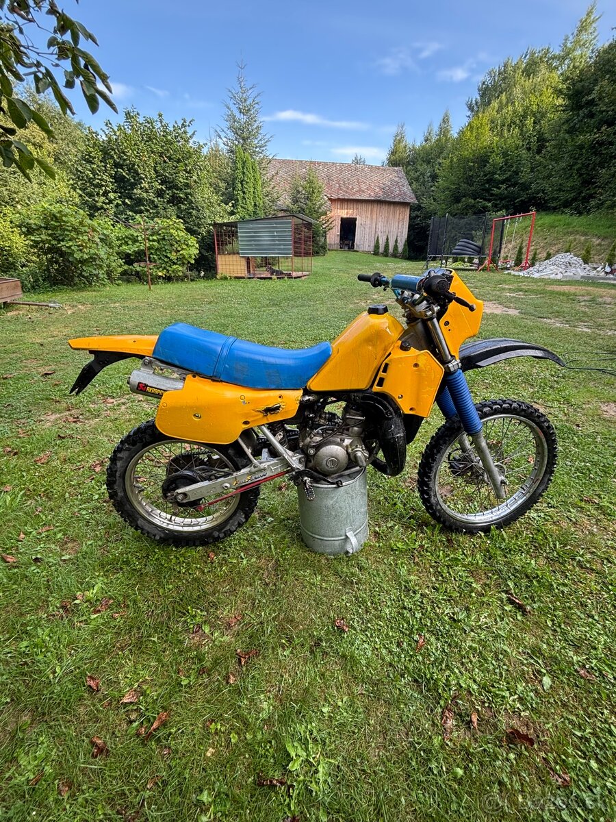 Suzuki ts 125 - 7
