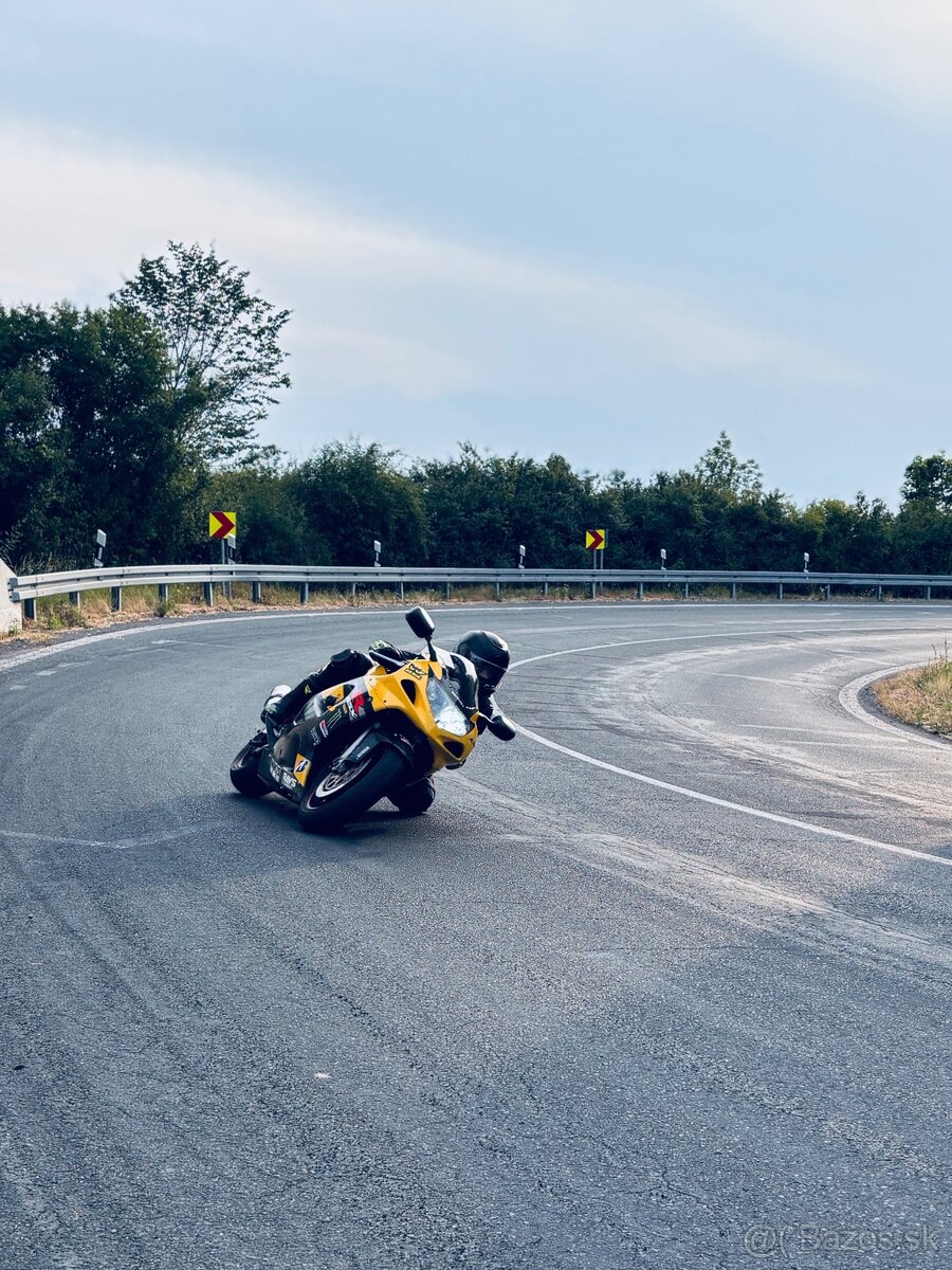 Suzuki gsxr 600 - 7