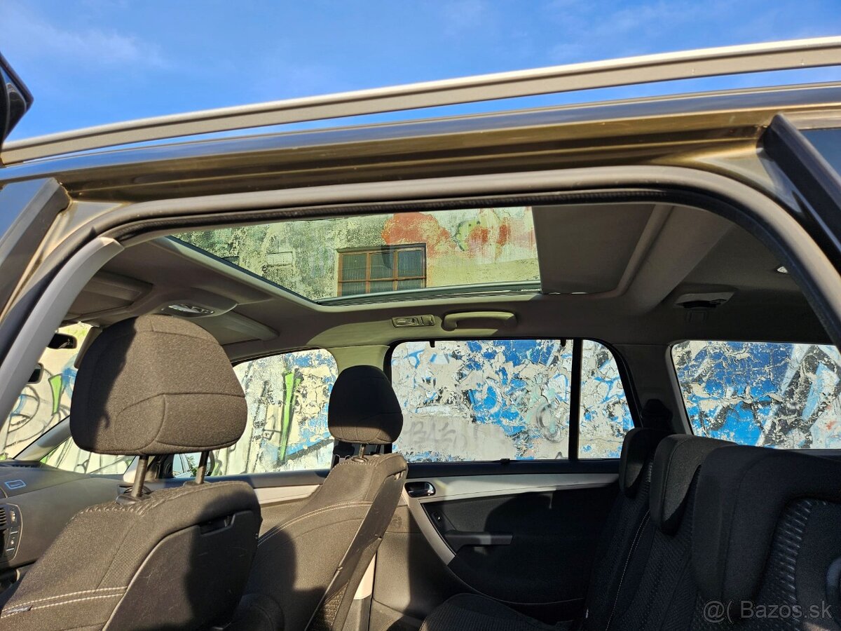 Predám Citroën C4 Grand Picasso 2.0 HDi (150k) - 7