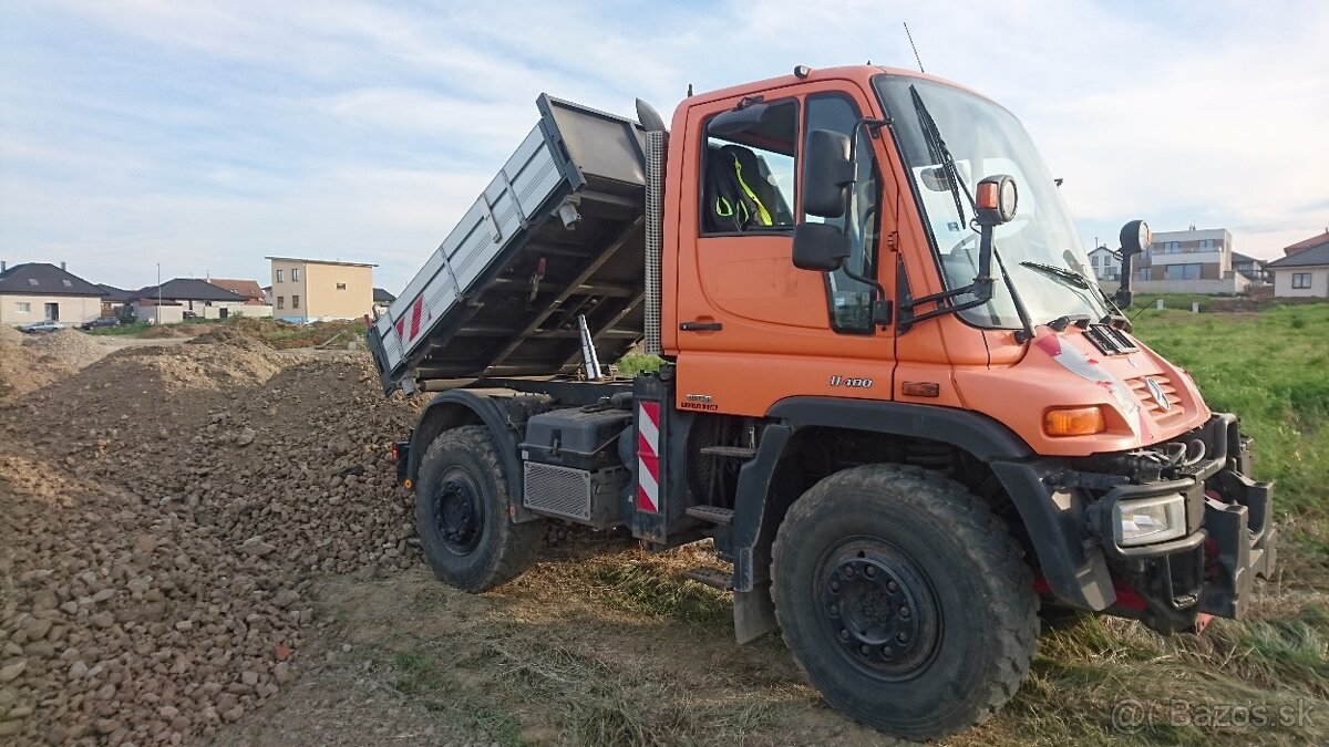 predam Unimog U 400 - 7