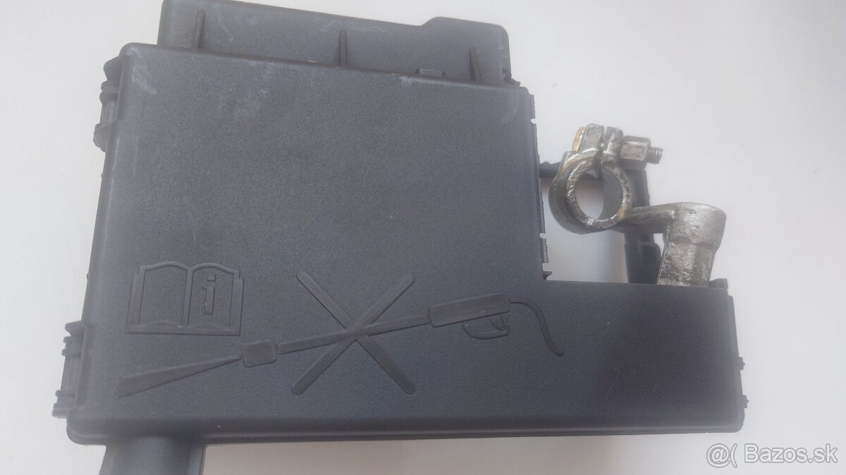 DRŽIAK AUTOBATÉRIE OPEL INSIGNIA I - 7