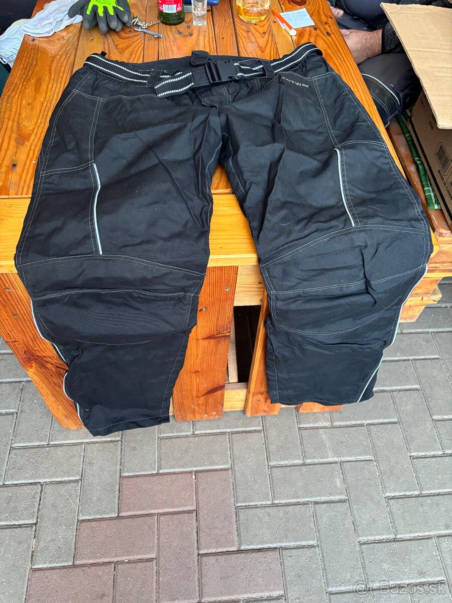 Helmy + oblečenie a obuv - 7