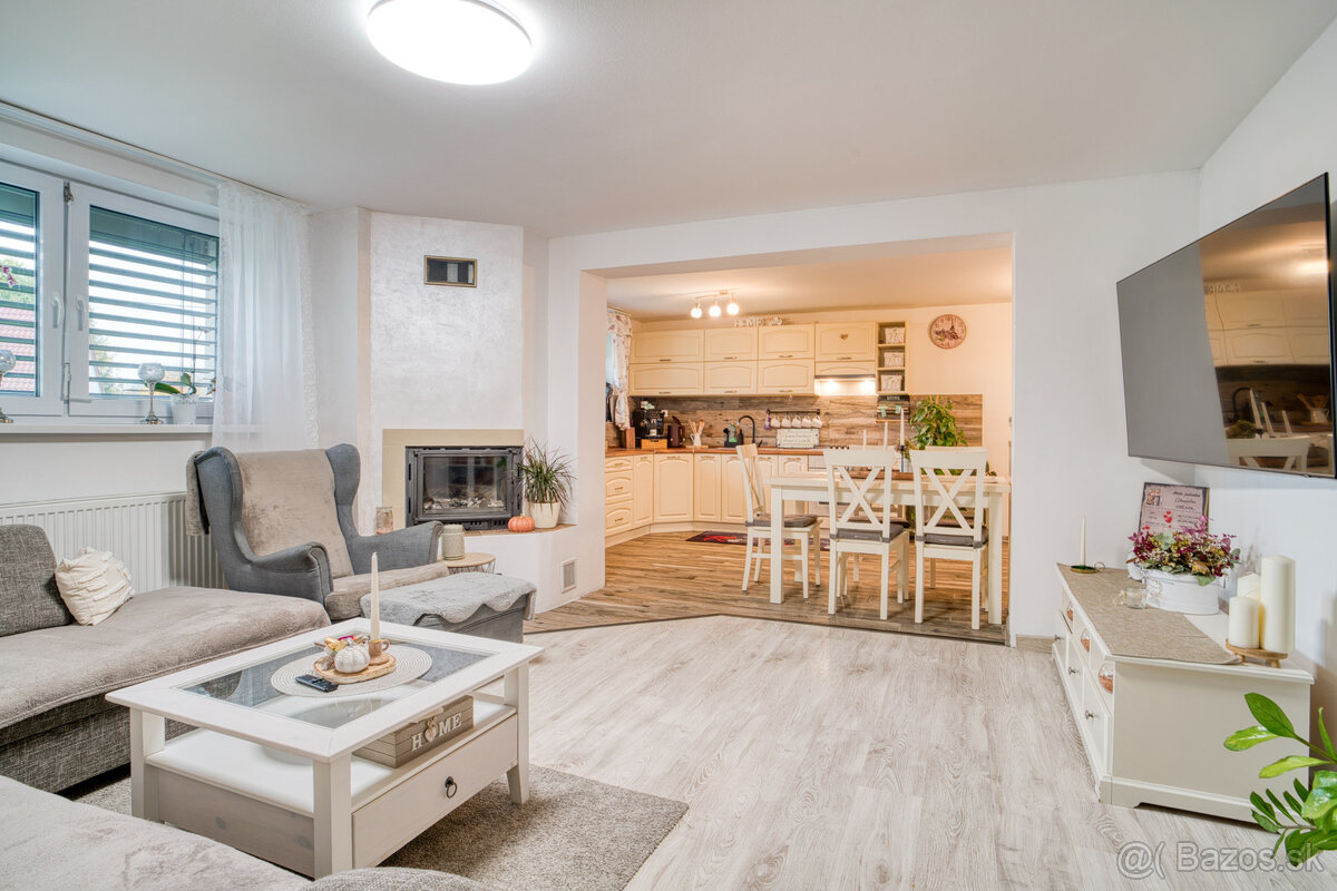 Na predaj priestranný 4-izbový rodinný dom v Malženiciach - 7