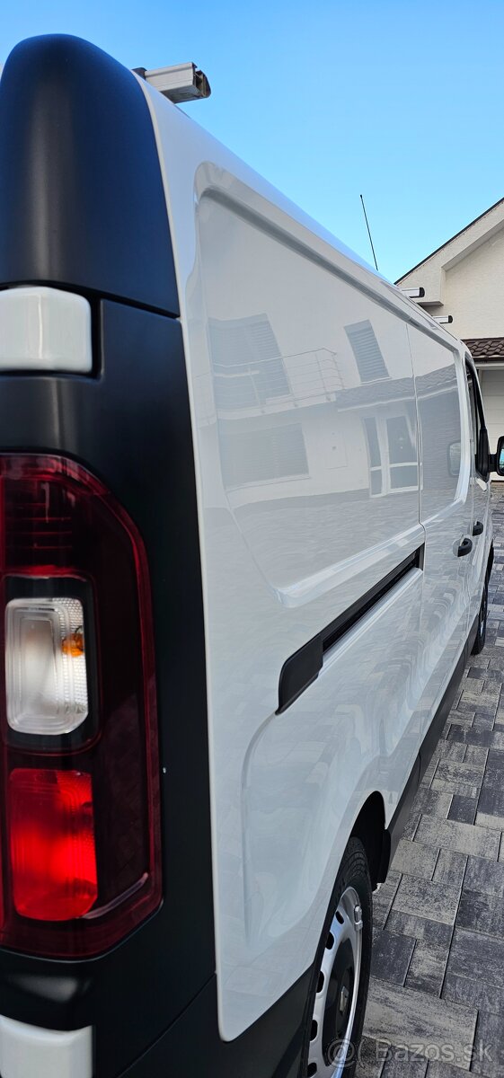 Renault Trafic 1.6 DCI 125PS L2H1 Ťažné-Výhrev- Navi-Kamera - 7