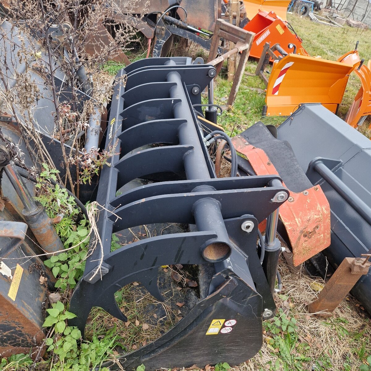 Predám Lopata,varecha,lyžica,zetor,manitou,jcb - 7