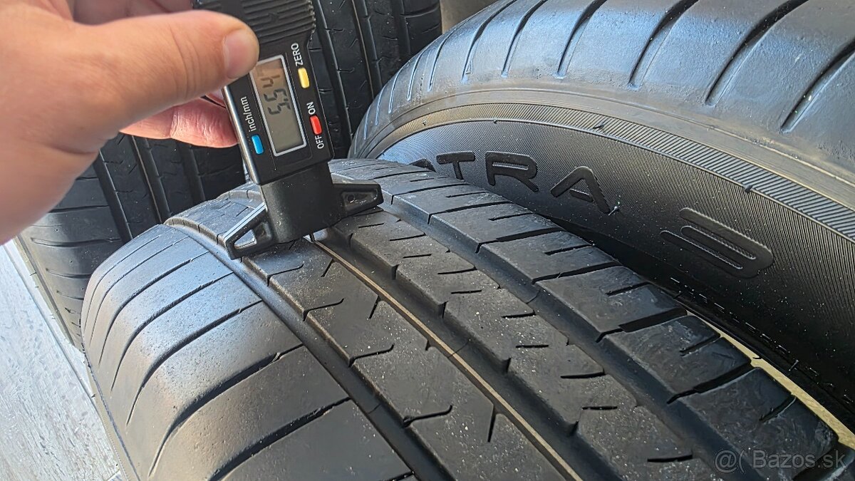 Predám letné pneumatiky Maxxis 185/70 r14 - - 7