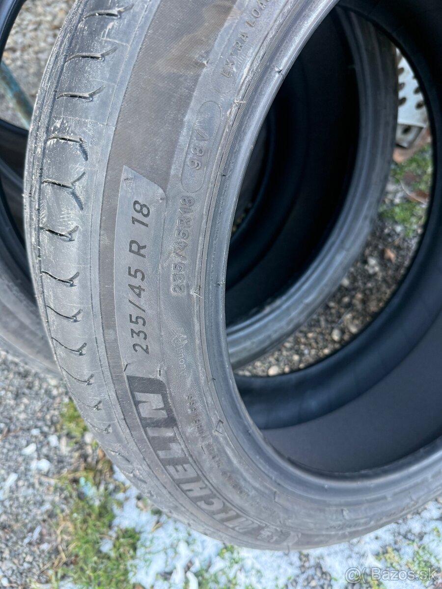 Letné Pneumatiky Michelin 235/45 R 18 - 7