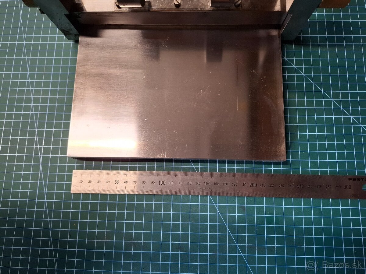 Ručny ryhovací stroj 230 mm - 7