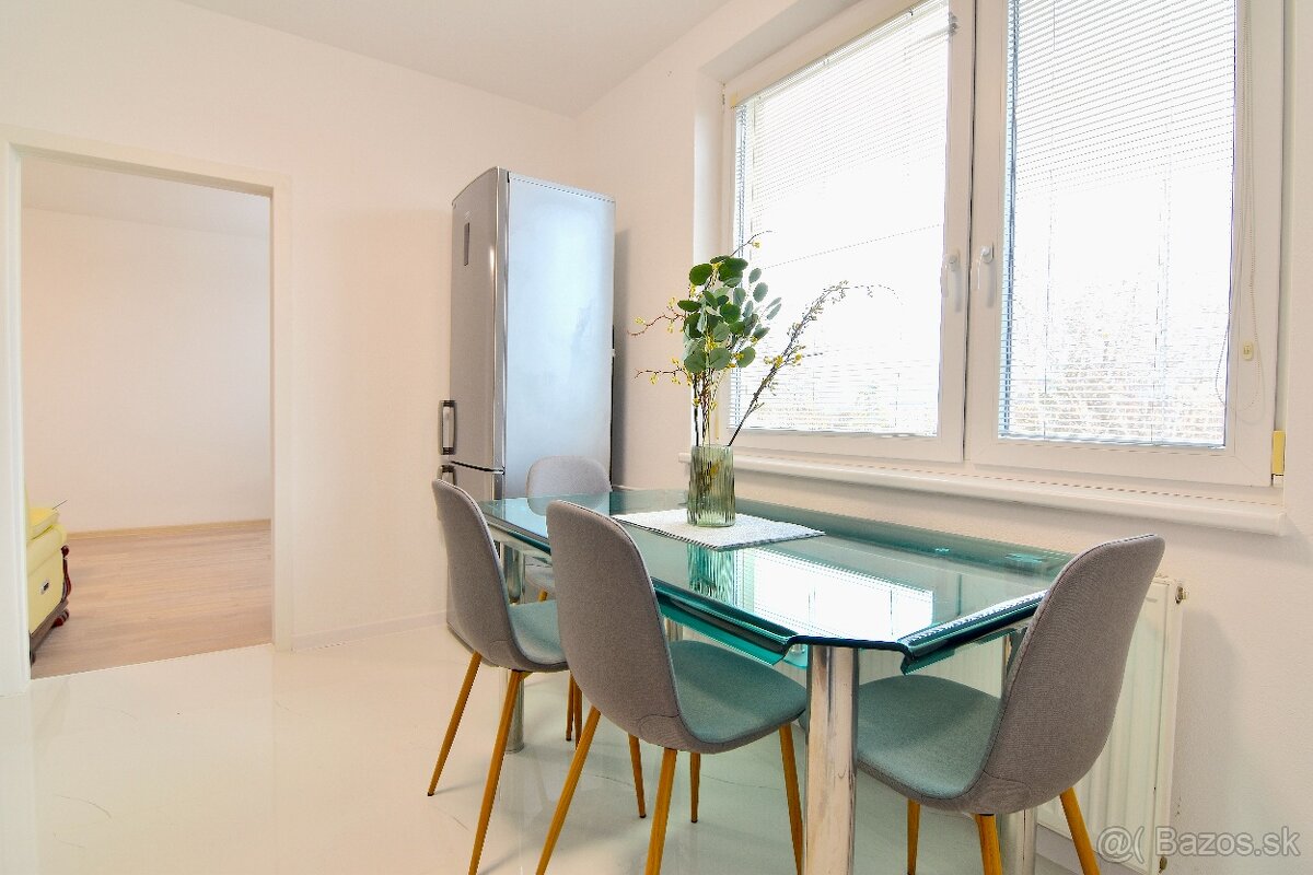 Veľký 3-izb byt balkón pivnica parkovanie Párovce Nitra - 7