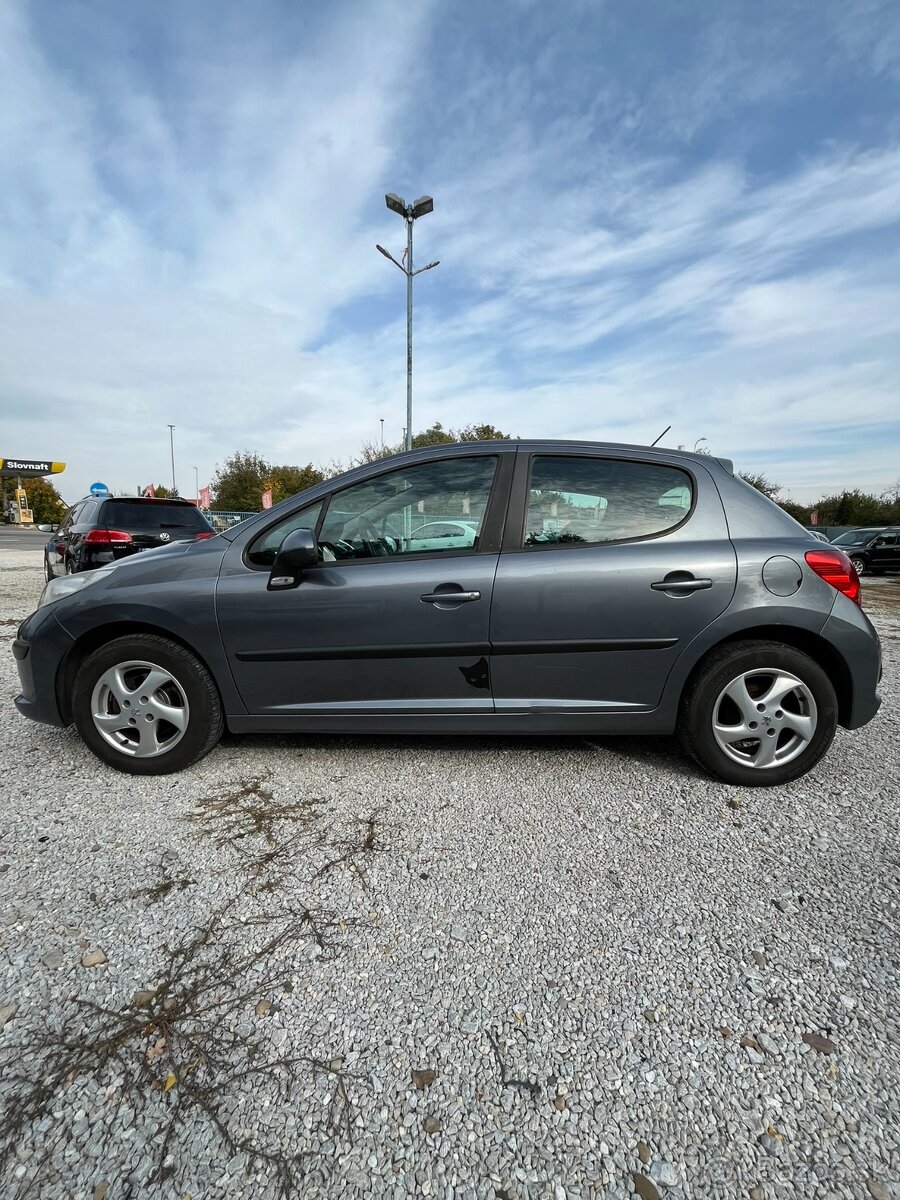 Peugeot 207 1.4e Benzín, 2009, 54 kW, 304407 km - 7