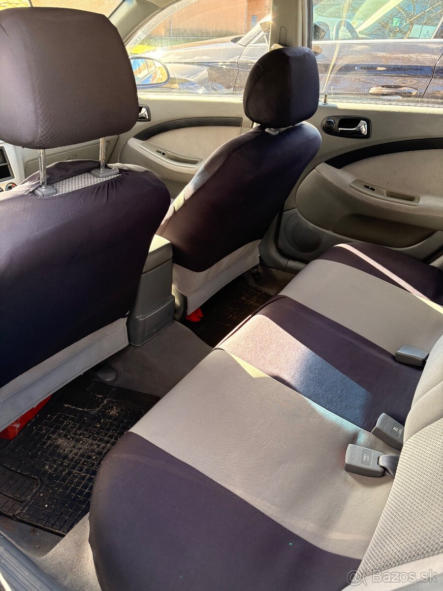 Chevrolet Lacetti Hatchback - 7