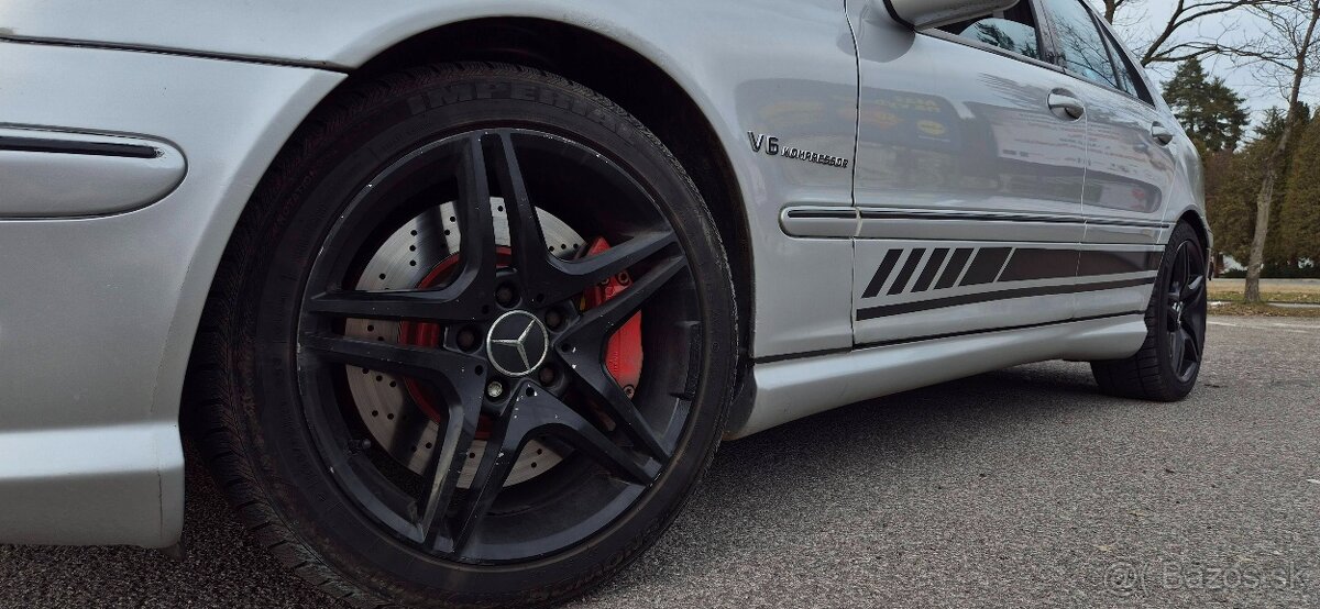 Mercedes Benz C32 AMG (2002) - 7