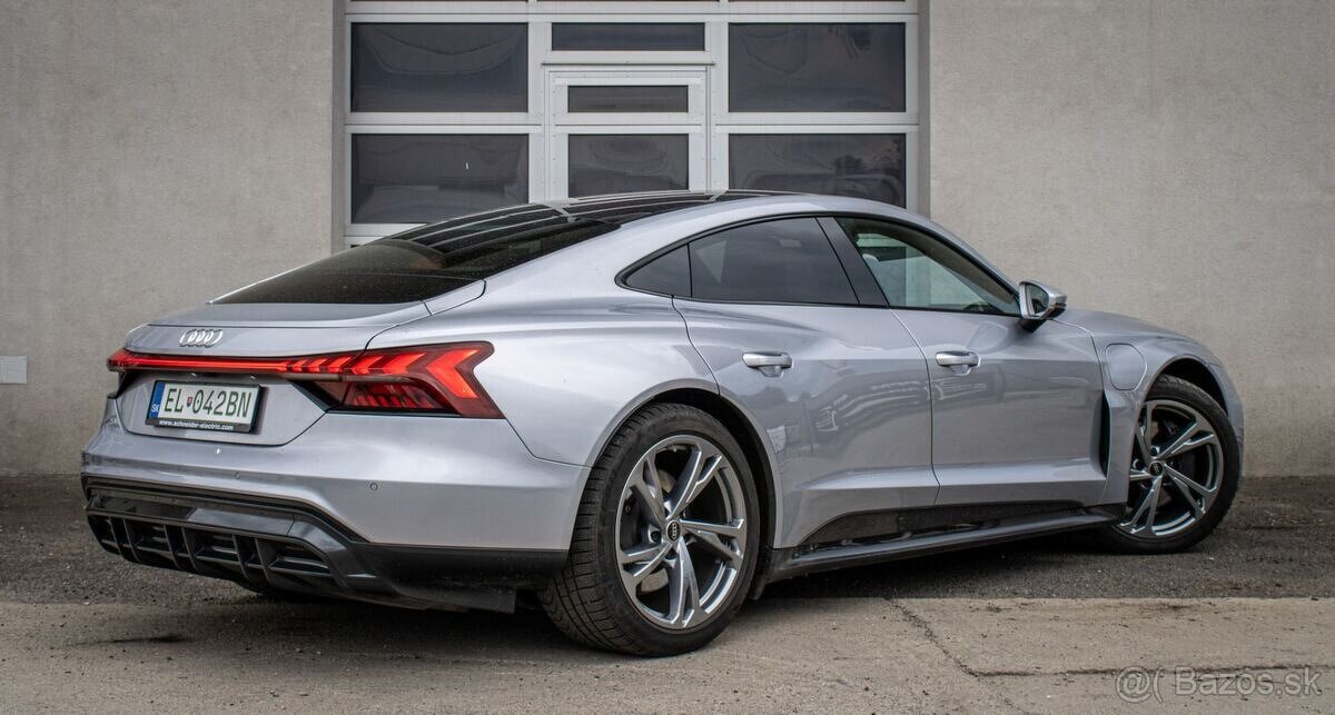 Audi E-tron GT 350kW - 7