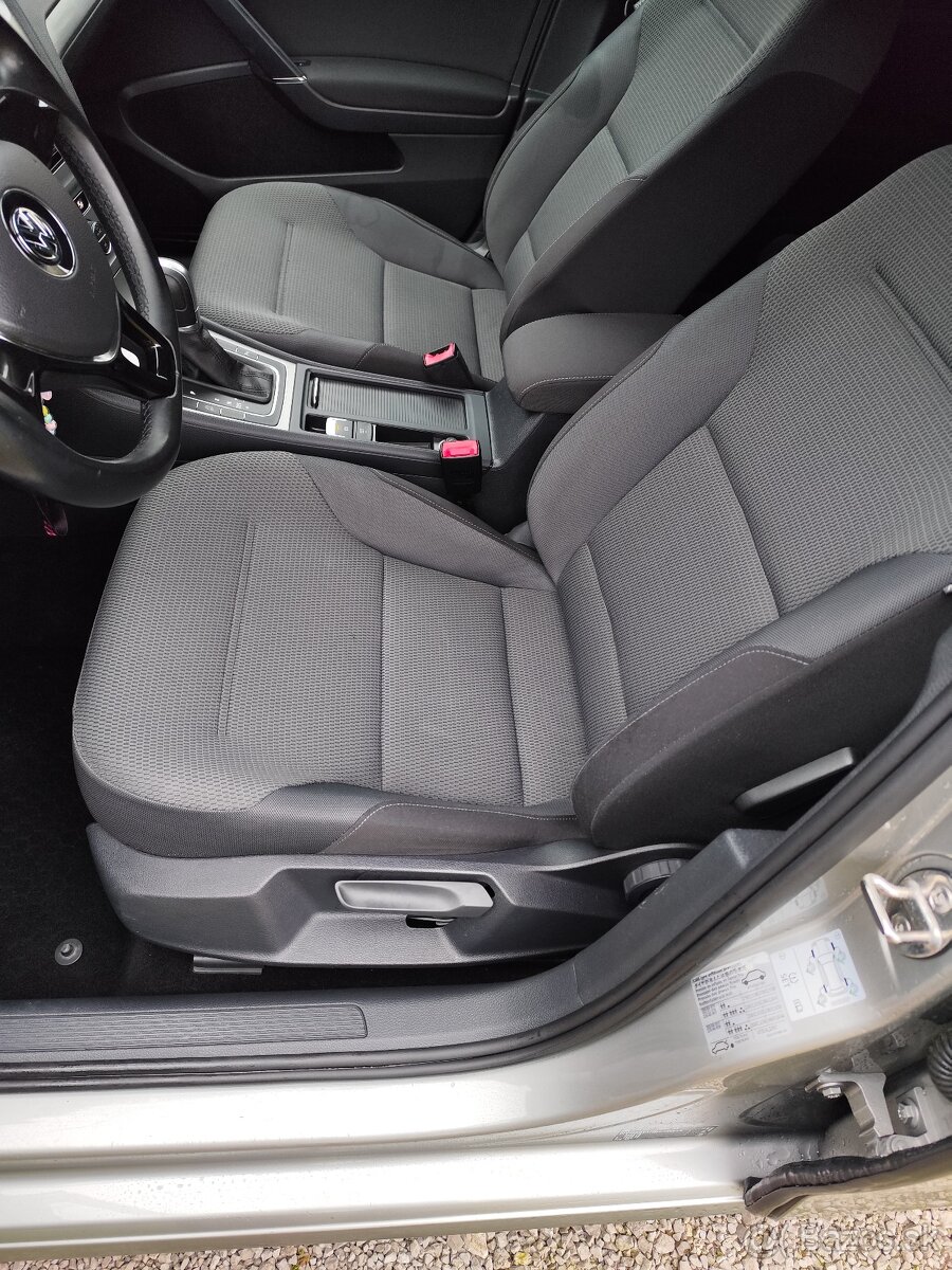 Predám Volkswagen golf7 1.6tdi 81 kw - 7
