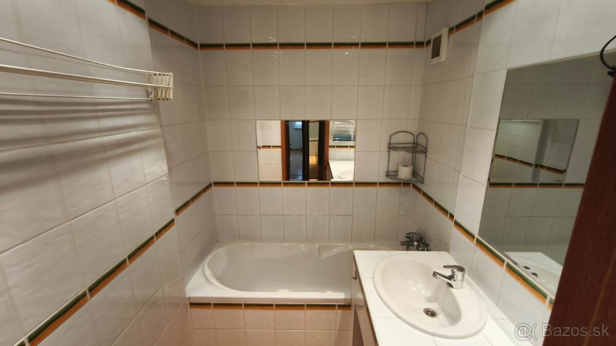 3 izbový byt Zvolen Zlatý Potok + garáž - 7