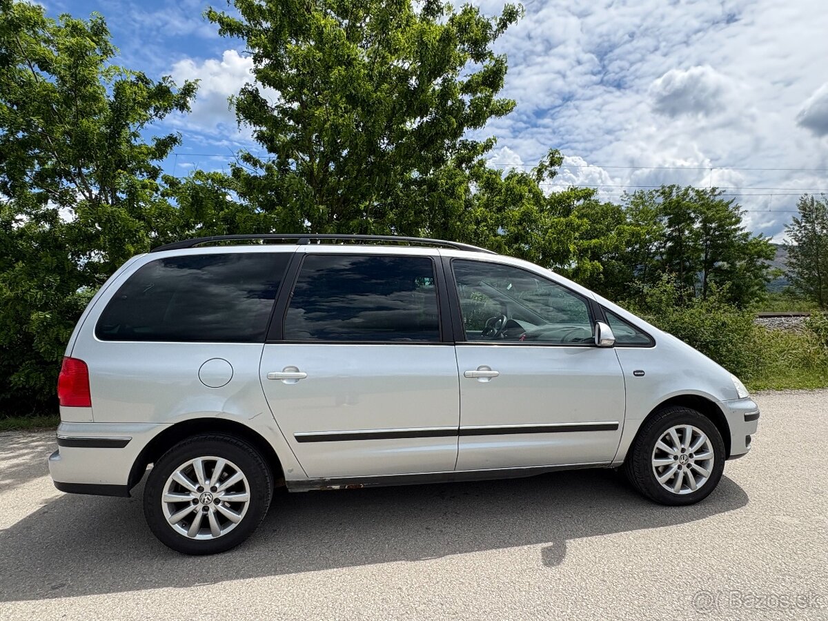 Volkswagen Sharan 2.0 TDI, 2008 - 7