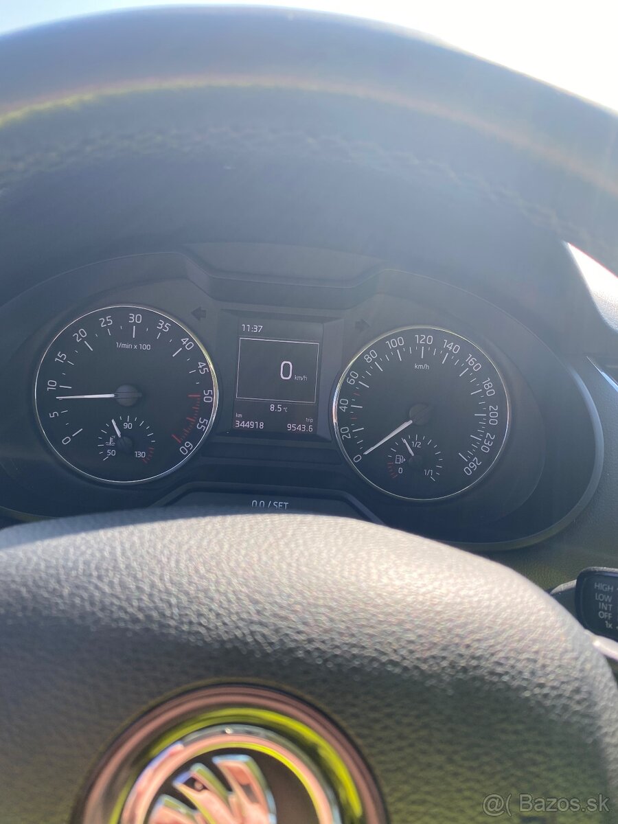 Škoda Octavia 3 combi 2.0TDI 110KW - 7