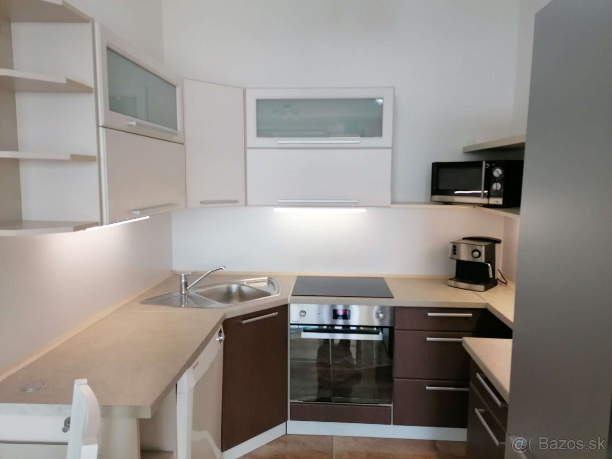 3 izbový byt v Panorame - 7