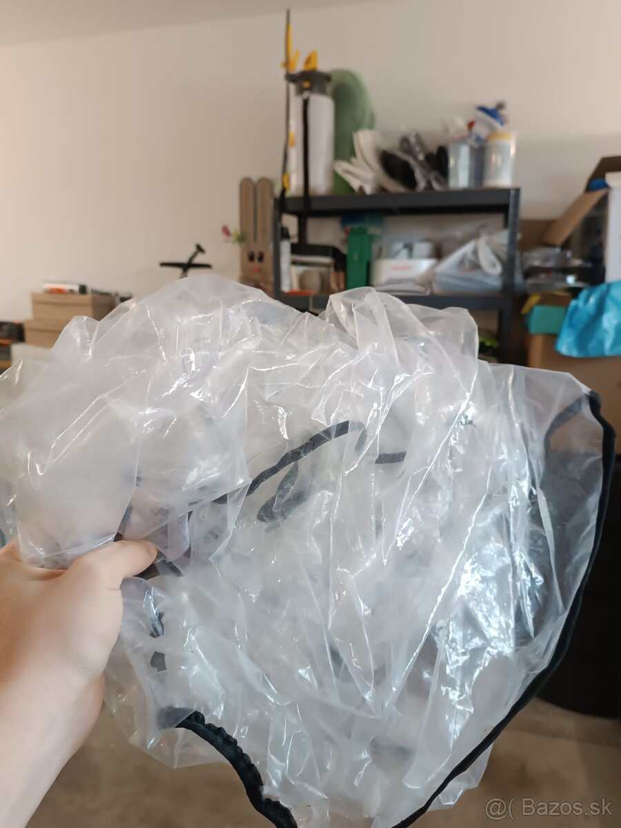 Predám rozkladateľný kočík Joie + doplnky - 7