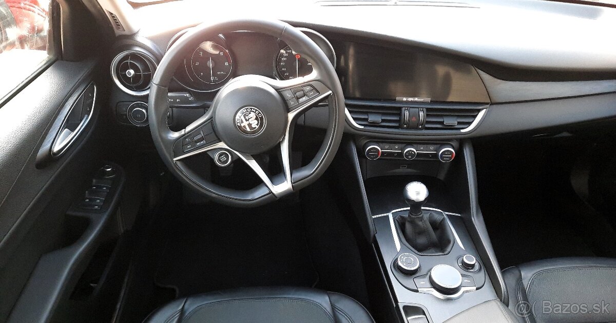 Alfa Romeo Giulia 2.2 Diesel 150ps MANUAL Q2 - 7