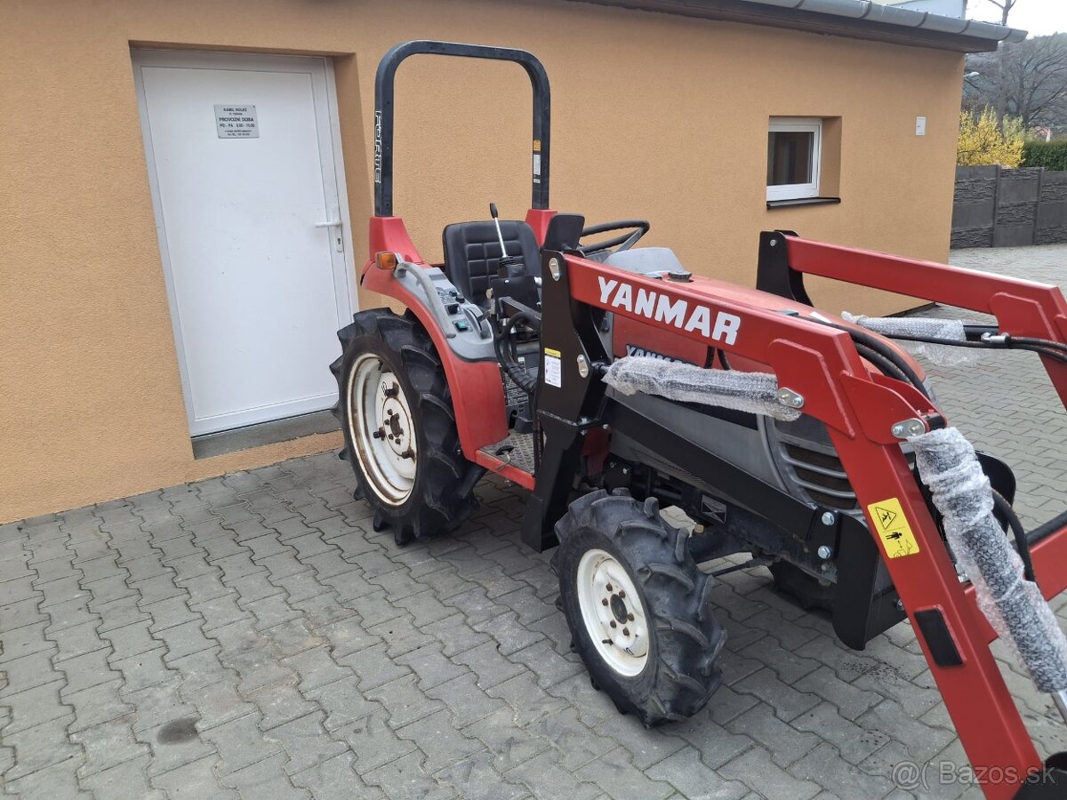 Malotraktor Yanmar AF17 nakladač - 7
