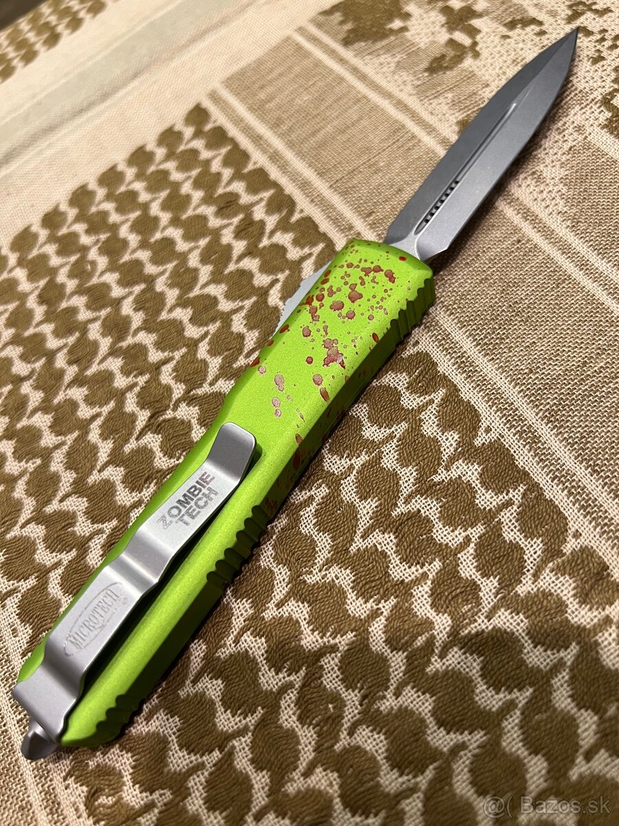 Microtech 122-10Z Zombie Tech D/E Signatures Series - 7