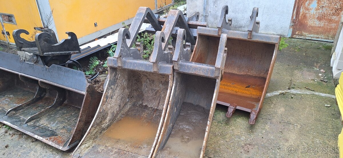 Kolesový bager Mecalac MWR9 - 7