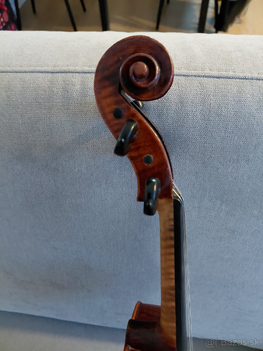 4/4 husle - 7