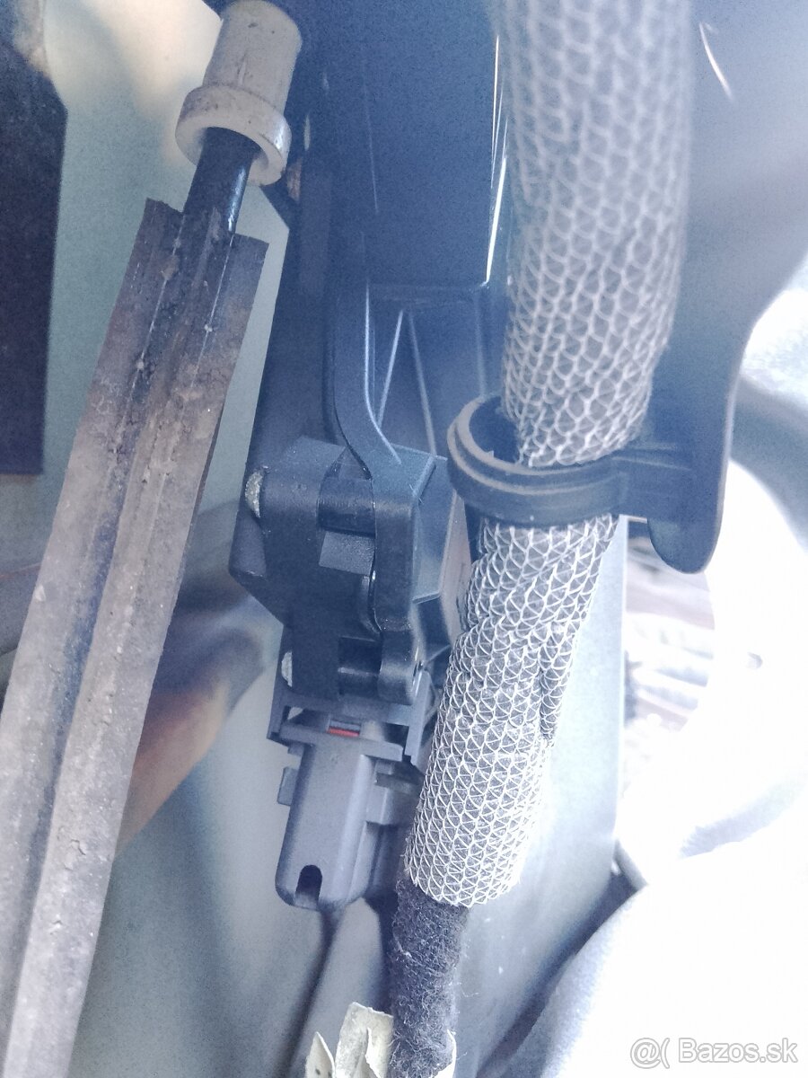 Ford Galaxy, 1,9tdi, 85kw, 2002 - 7