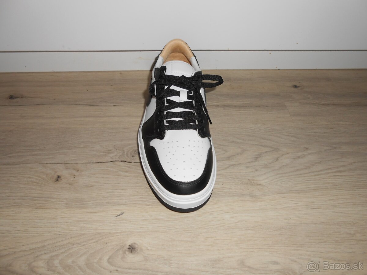 Predam nove original tenisky znacky NIKE AIR JORDAN ELEVATE - 7