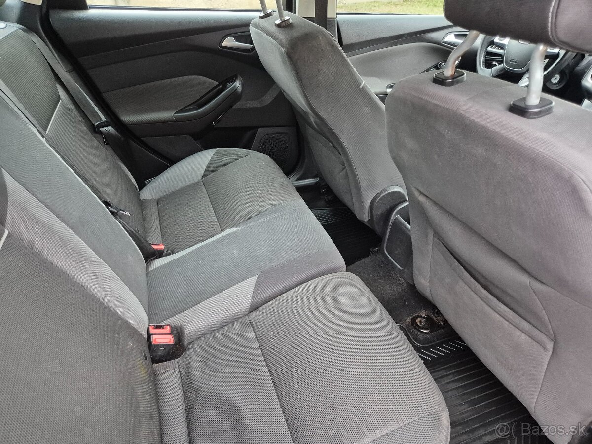 Ford Focus Combi Mk3 1.6 TDCI 70kw M6 r.v.2012 - 7