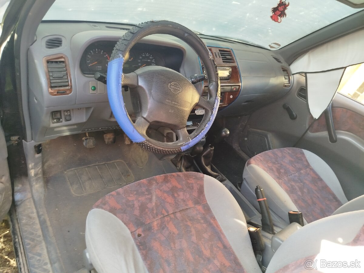Nissan Terrano 2 2.4i 85kw - 7