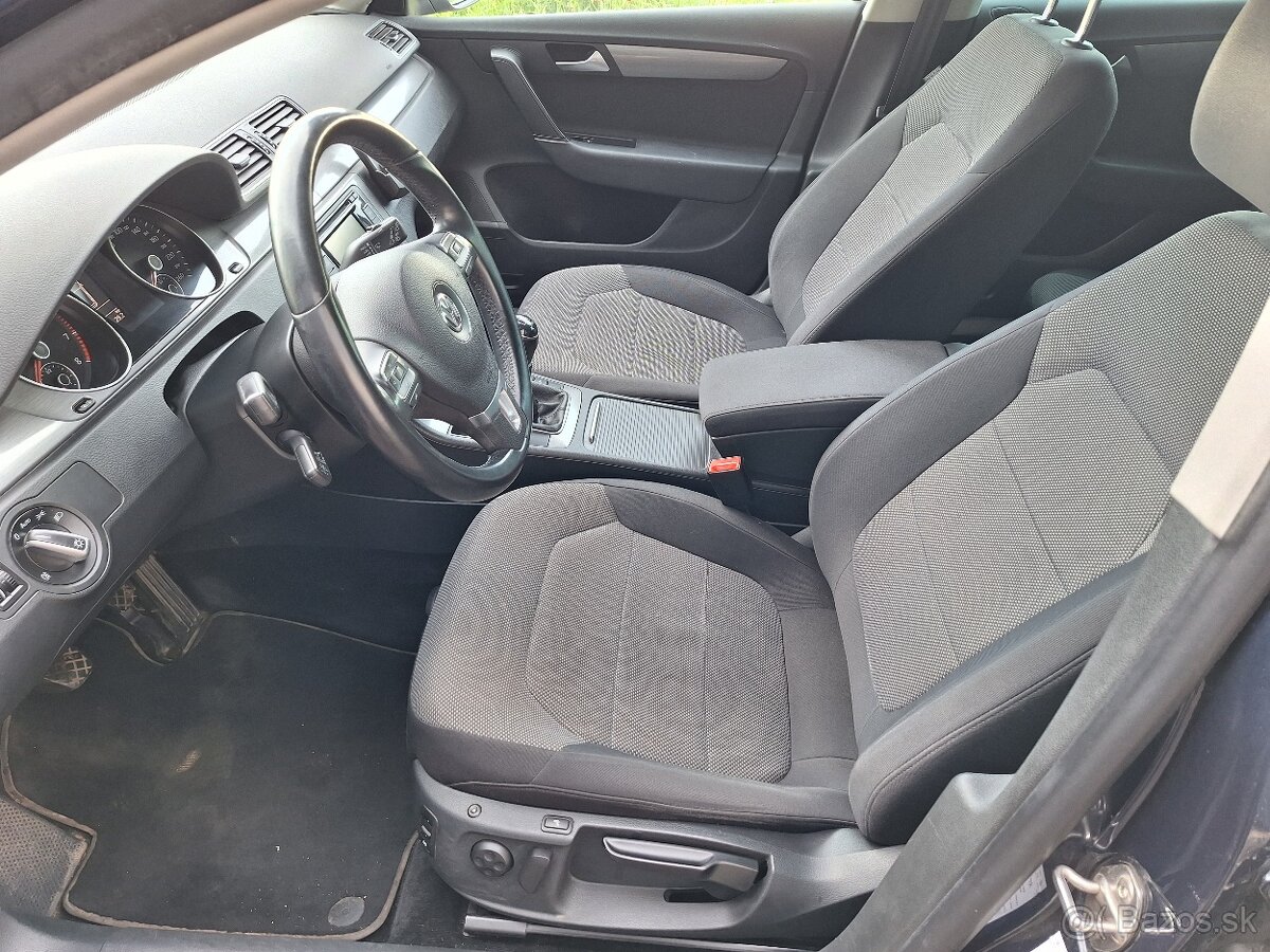 VW Passat B7 1.4 TSi EcoFuel Comfortline Webasto - 7