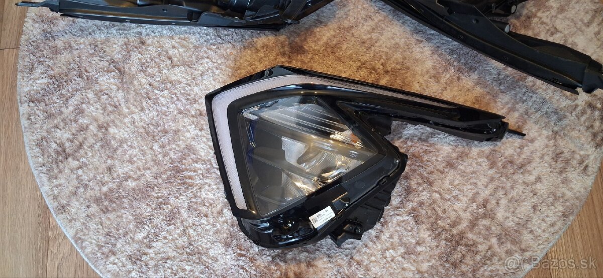 Predné svetlá kia  sportage - 7