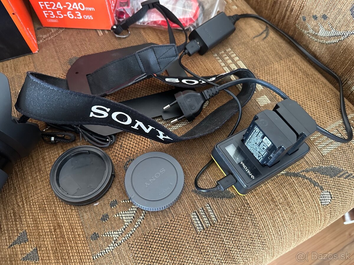 Sony A7 iii + komplet výbava - 7