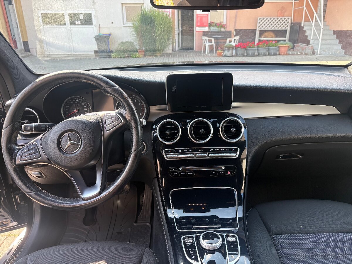 Mercedes GLC 250 4 Matic - 7