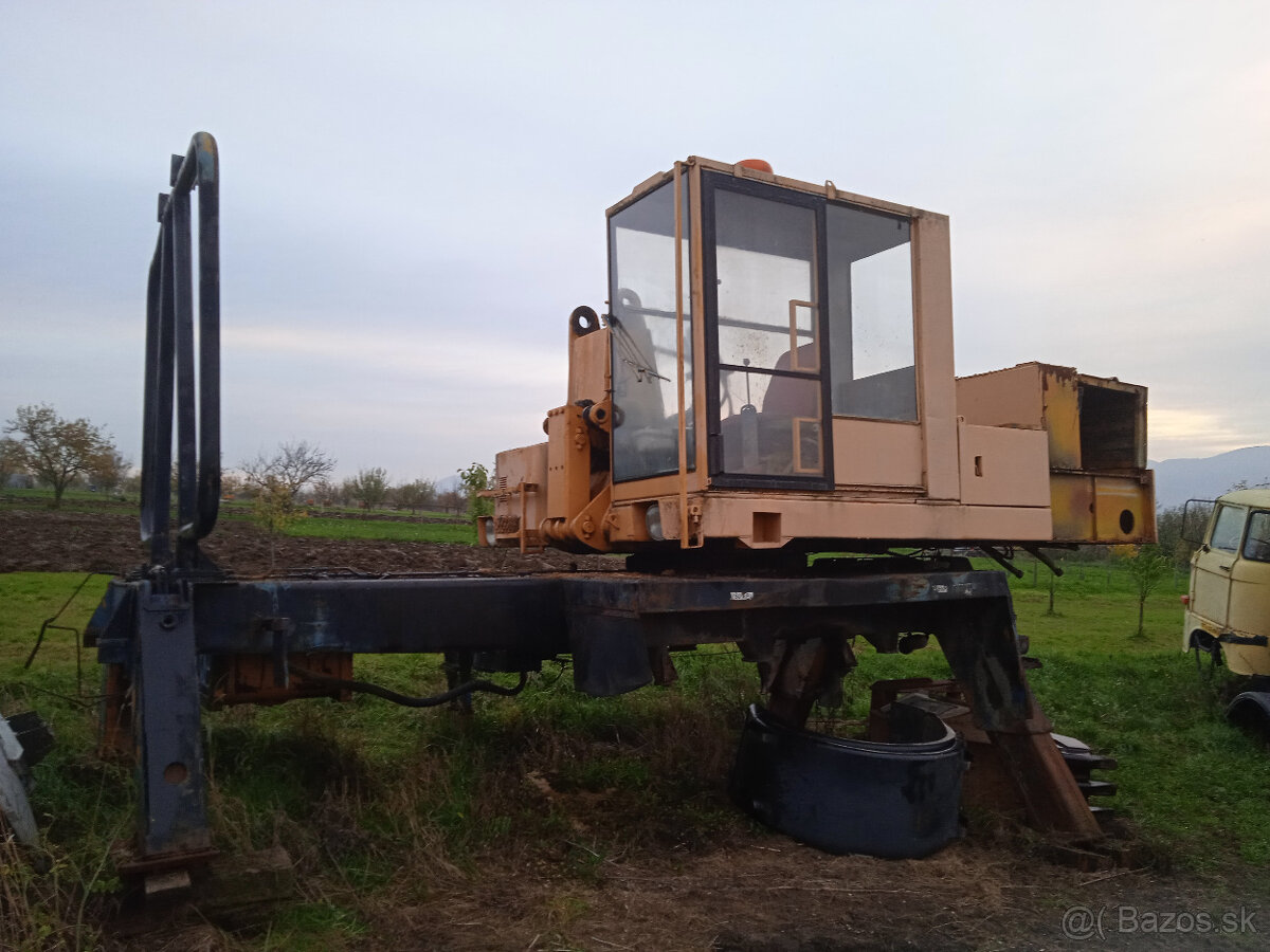 TATRA UDS NA NAHRADNE DIELY - 7