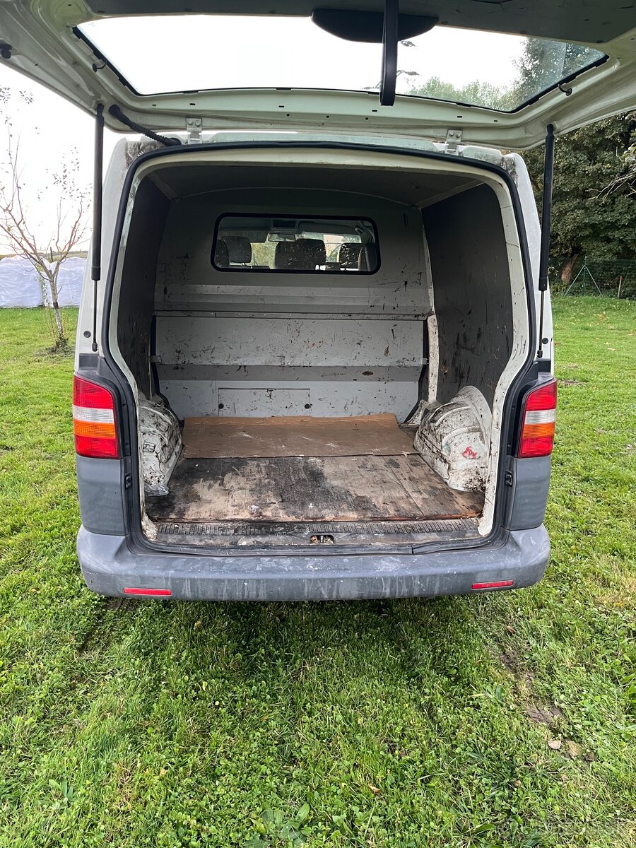 Predám VW Transportér long - 7