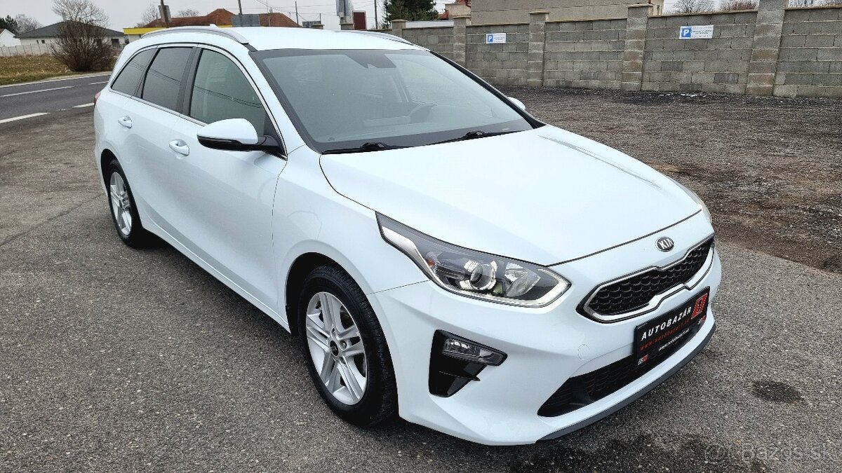 Kia Ceed SW 1.4 T-GDi Gold A/T za 13.990 € - 7