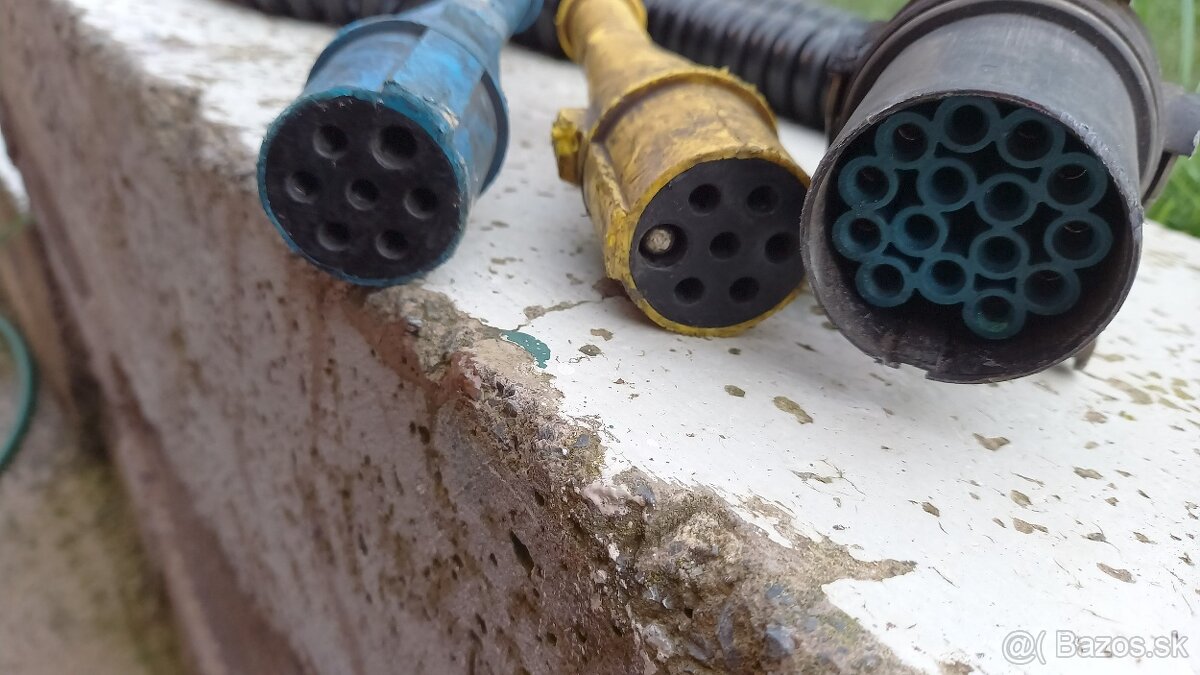 Predám rôzne pomocné źariadenia k LKV - 7